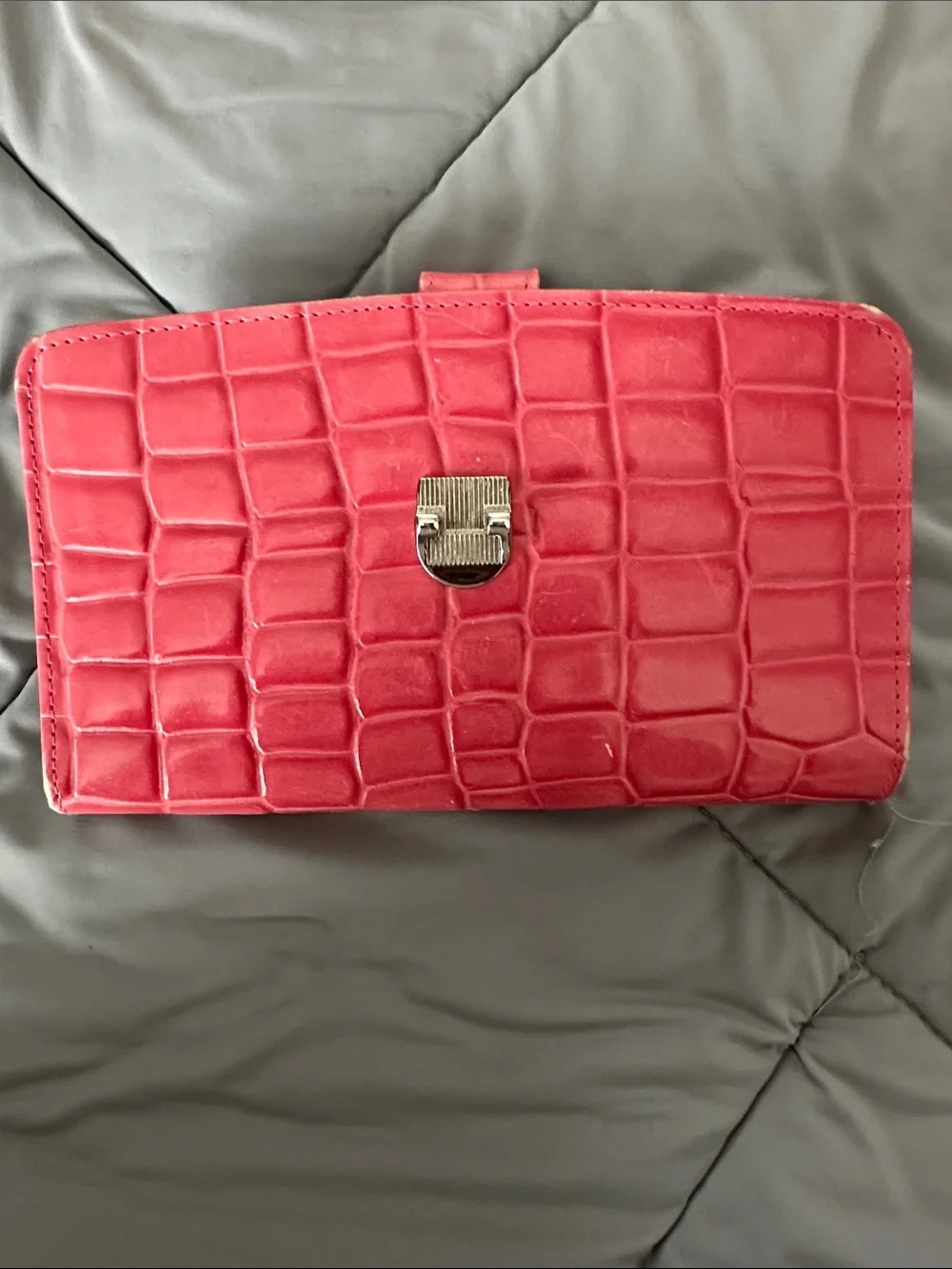 BoscoWomen's Croc-Texture Pink Wallet Clutch